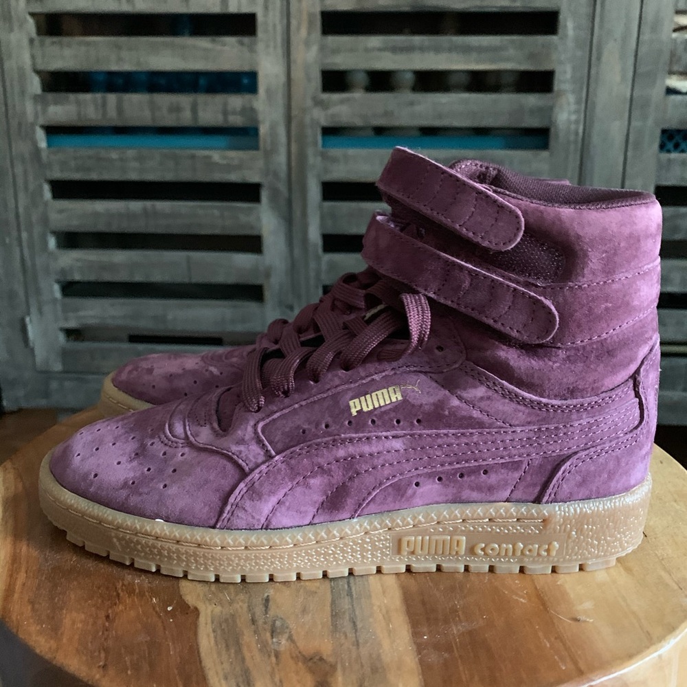 Suede Puma High Tops sz 6.5